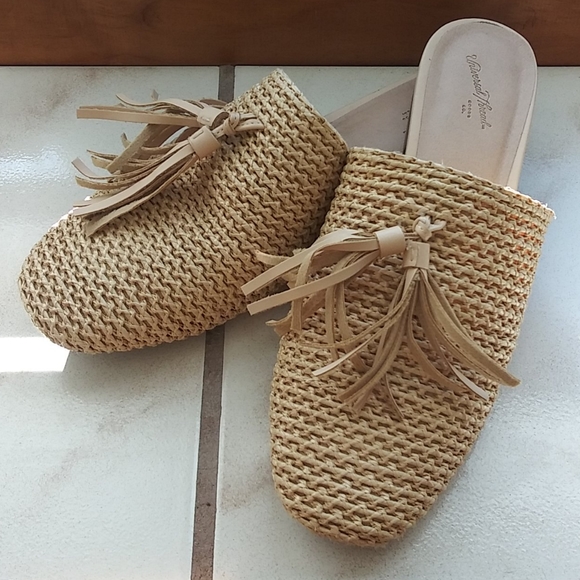Universal Thread Shoes - Universal Thread Tan Mules with Tassels